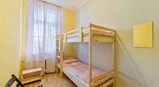 Хостел Порт на Сенной Санкт-Петербург Кровать в общем двухместном номере для мужчин и женщин-3
